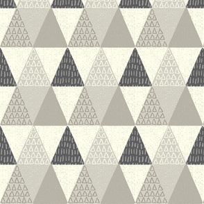 Triangle Mod Geometric - Gray - Jumbo