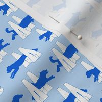 Small Simple Flyball dogs silhouettes - blue