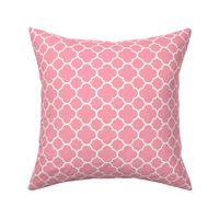 Quatrefoil Pattern - Pink and White