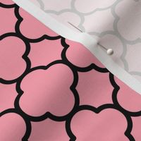 Quatrefoil Pattern - Pink and Black