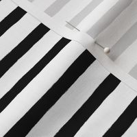  Small Horizontal Painted Stripes White Black