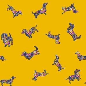 Doxies and Fleurs // Gold