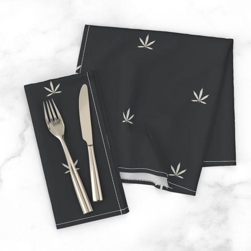 marijuana pattern black - small