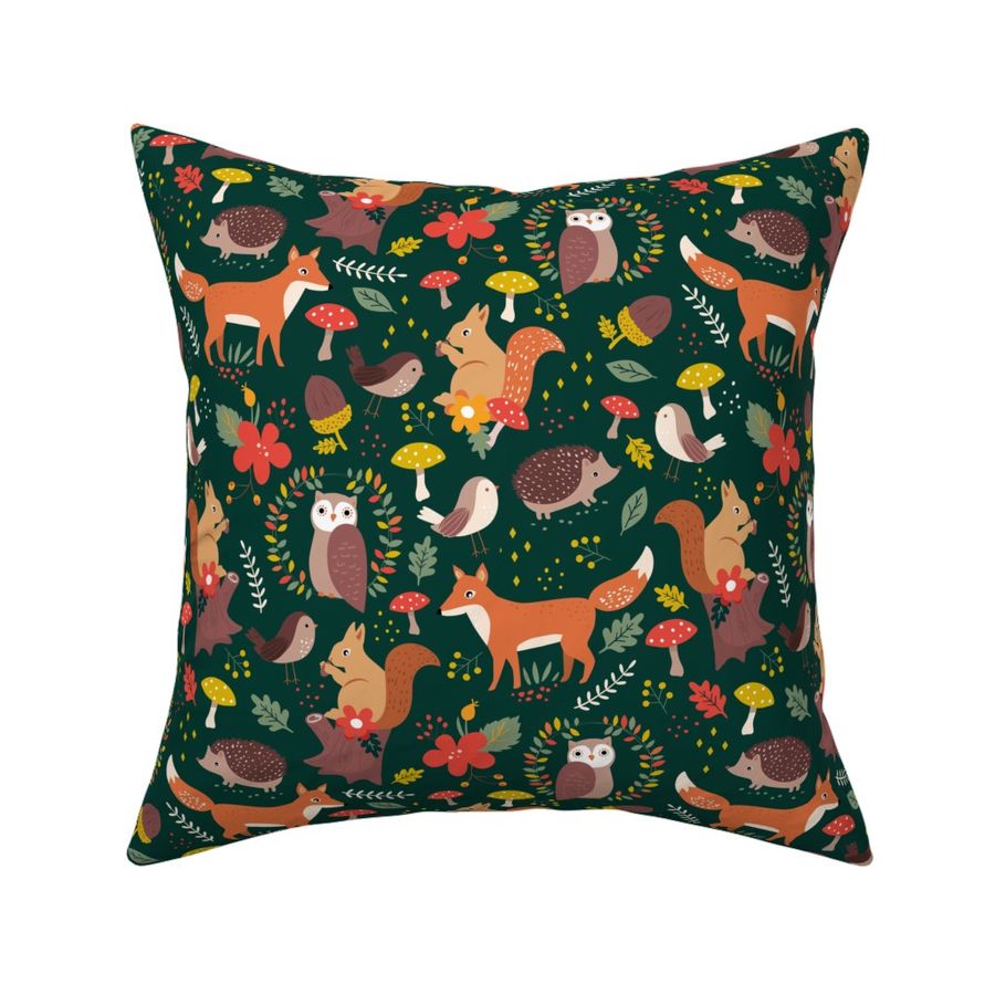 HOME_GOOD_SQUARE_THROW_PILLOW