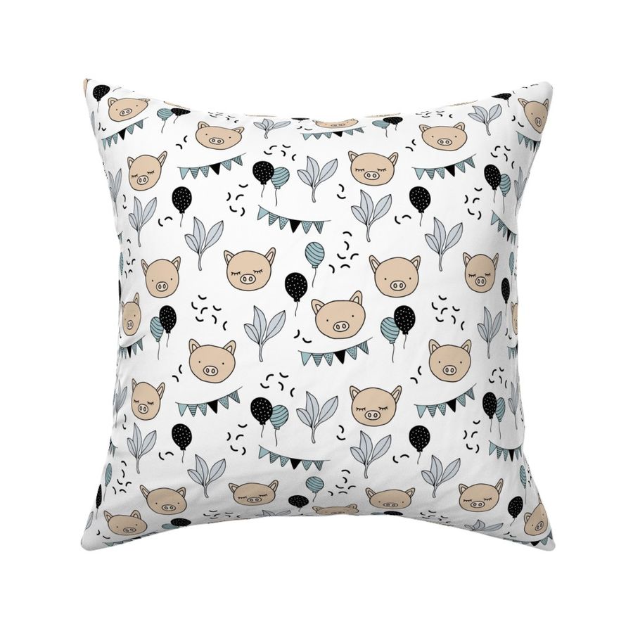 HOME_GOOD_SQUARE_THROW_PILLOW