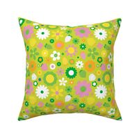 Strawberry Daisy Floral in Lime Green