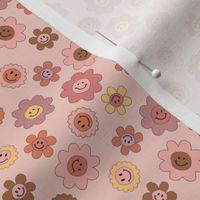 Smiley Flowers in Pinks mini