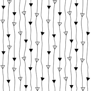 Black and white wallpaper and curtains arrows