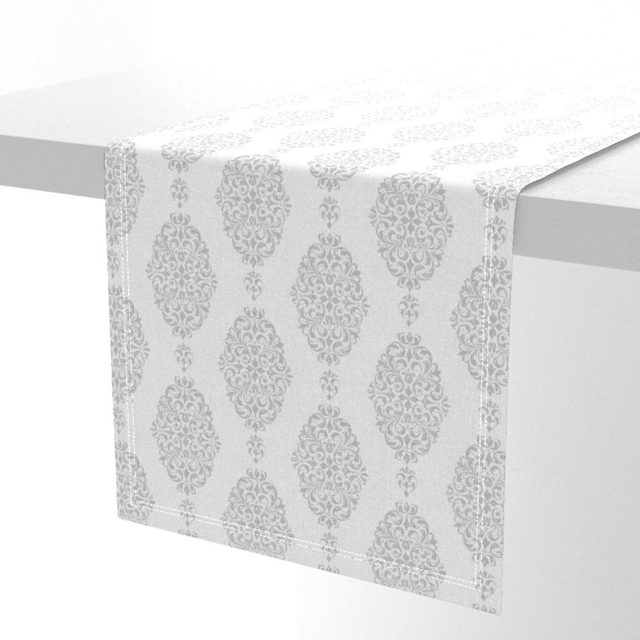 HOME_GOOD_TABLE_RUNNER