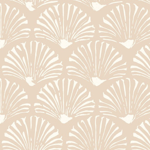 LARGE Art Deco Scallop - Lola - Almond