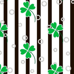 Luck clover, quatrefoil, clover, luck pattern, talisman, good luck, make a wish, striped, striped design, luck mascot, mascot, four leafed clover, 4 leafed clover, leafed clover