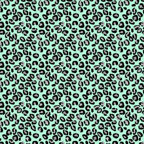 Leopard Spots in Silver and Mint 