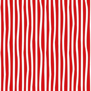 Tiny scale // Monochromatic lines coordinate // vivid red and white vertical stripes