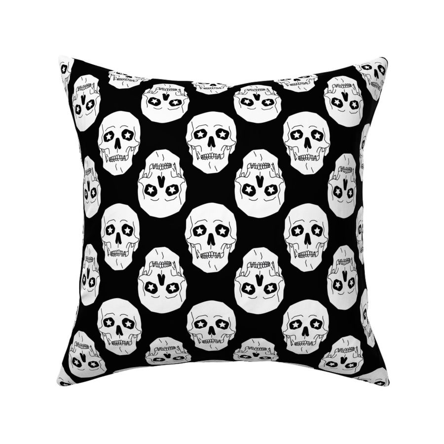 HOME_GOOD_SQUARE_THROW_PILLOW