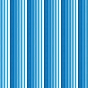 Degrade Wave // Normal Scale // Blue Background // Blue Stripes // Large Lines