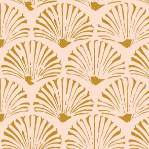 SMALL Art Deco scallop shell - Lola - Pale Peach and Gold