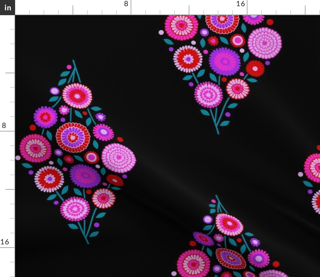 extra-large floral diamond in Mad colors on black