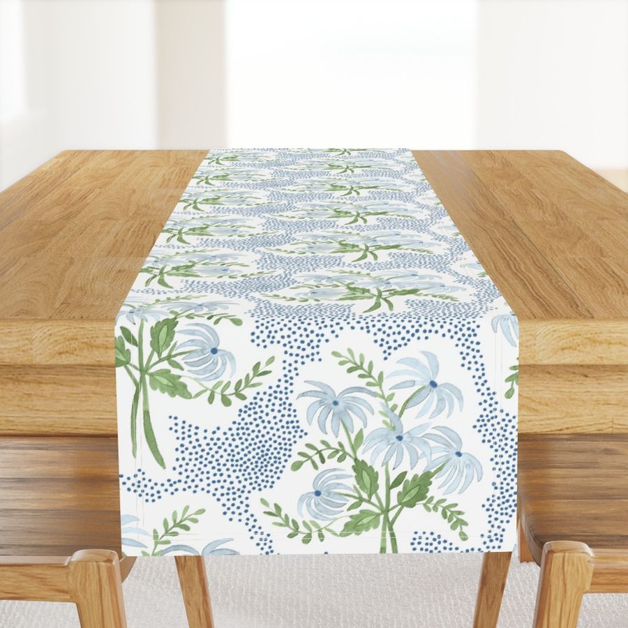 Flower Chambray Pearl Table Runner