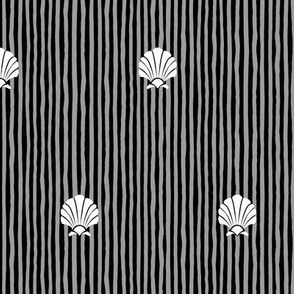 Shell Stripes | Small | Black