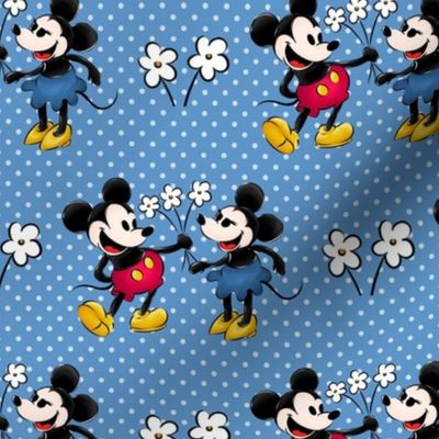 Bigger Classic Minnie and Mickey in Love Retro Vintage Public Domain