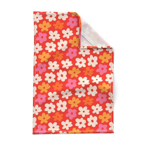 Medium Scale - Retro Summer Daisy Flowers