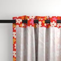 Medium Scale - Retro Summer Daisy Flowers