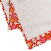 Medium Scale - Retro Summer Daisy Flowers