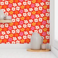 Medium Scale - Retro Summer Daisy Flowers