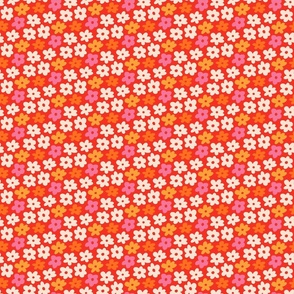 Small Scale - Retro Summer Daisy Flowers