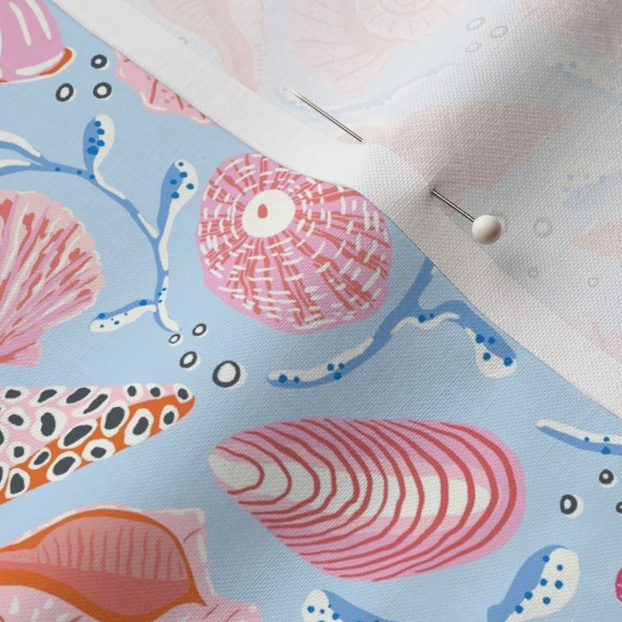 seashells/pink on blue/medium