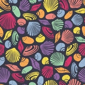 Beach Momentos - colorful shells