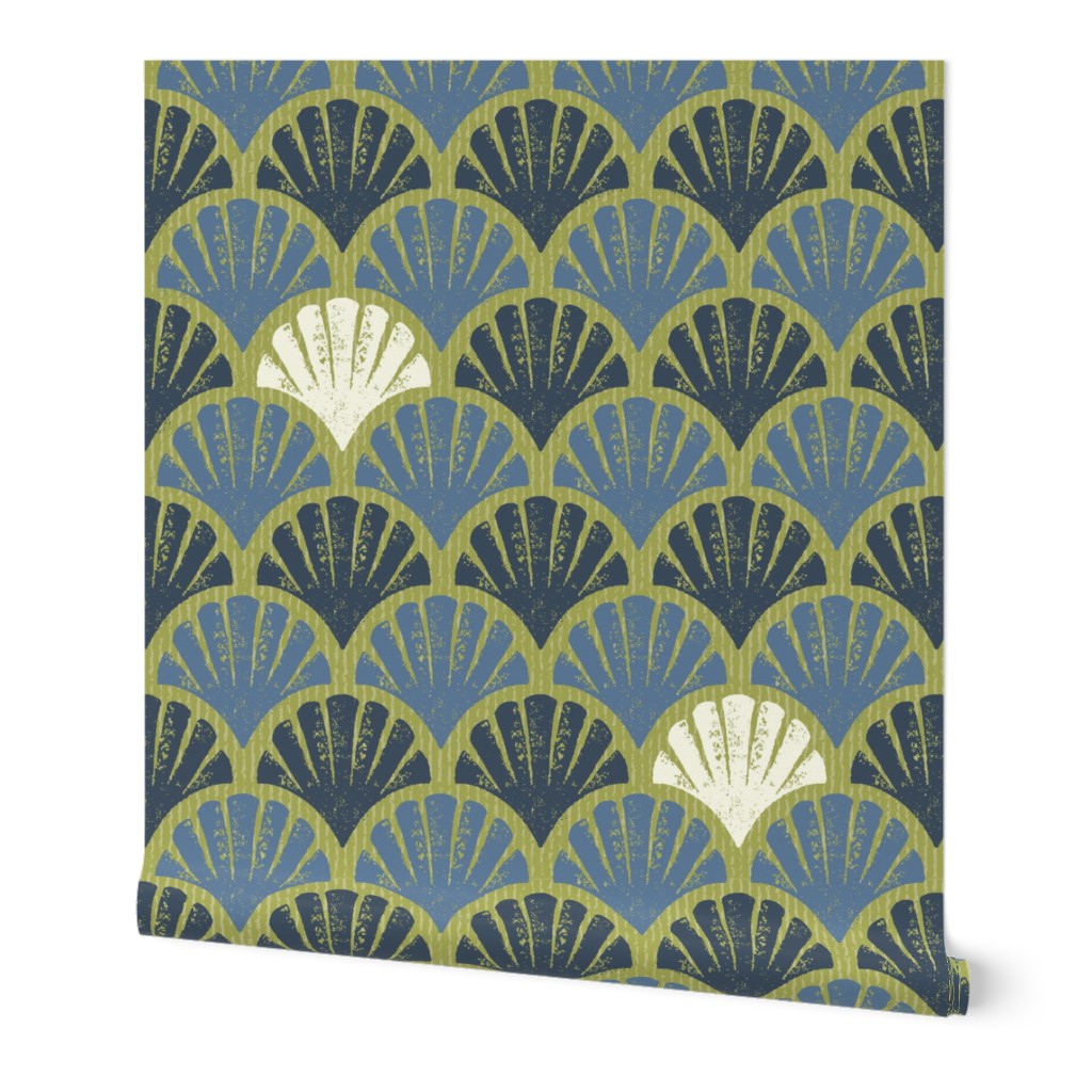 Scallop Shells Navy, Lapis + Lime Large Scale