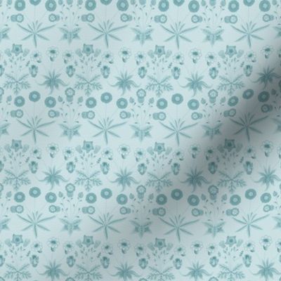 Daisy pattern in Vintage Blue