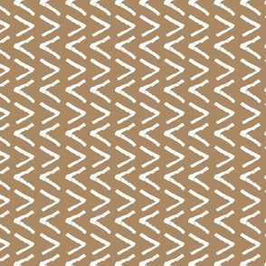 Classic vintage seamless pattern with zigzag triangles, texture grunge crayons ink. White ocher background. 