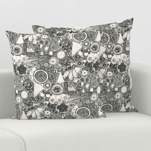 HOME_GOOD_SQUARE_THROW_PILLOW