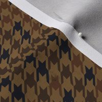 Baskerville Houndstooth cw6