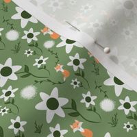 Small scale foxes and floral in green