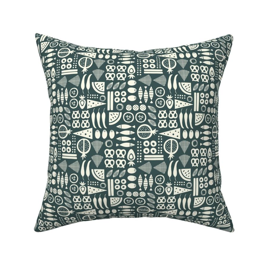 HOME_GOOD_SQUARE_THROW_PILLOW