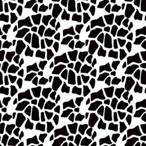 Giraffe pattern 4