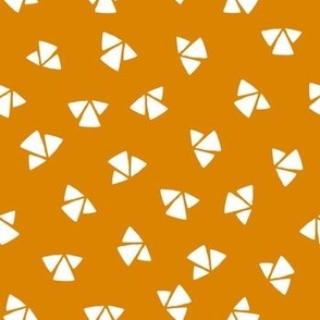 Little triangles - abstract- orange - Cottage life collection