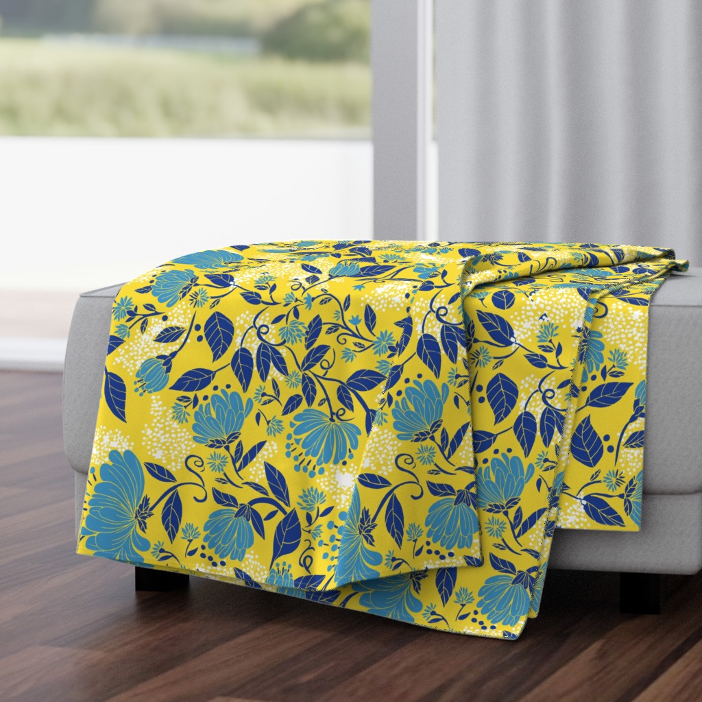 Sunny Nouveau Chintz-darker Blue flowers on yellow and berries