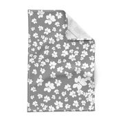 Magnolia Little Gem - Grey - 1 yard panel