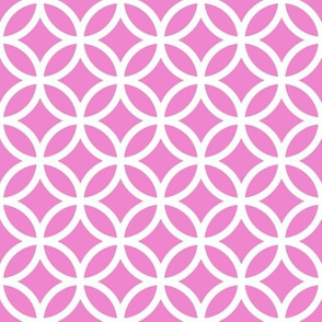 Interlocked Circles Pattern - Fuchsia Blush and White