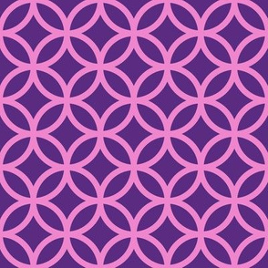 Interlocked Circles Pattern - Grape and Fuchsia Blush