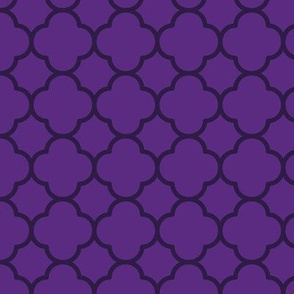 Quatrefoil Pattern - Grape and Deep Violet