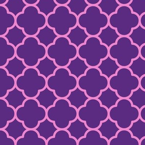 Quatrefoil Pattern - Grape and Fuchsia Blush