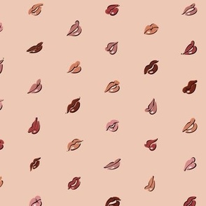 Small Polka Dot Lips (Beige & Brown)