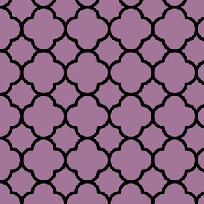 Quatrefoil Pattern - Mauve and Black