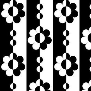 Pattern 0121 - black and white chamomiles