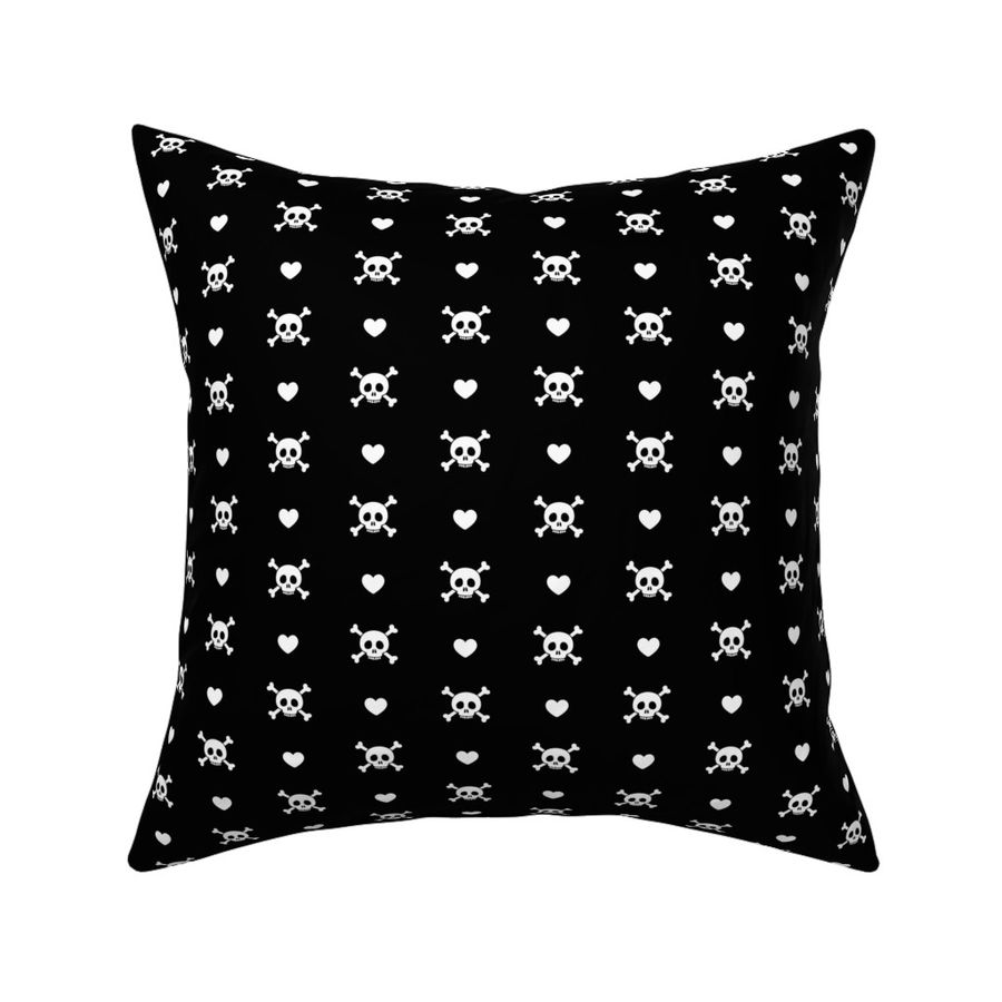 HOME_GOOD_SQUARE_THROW_PILLOW